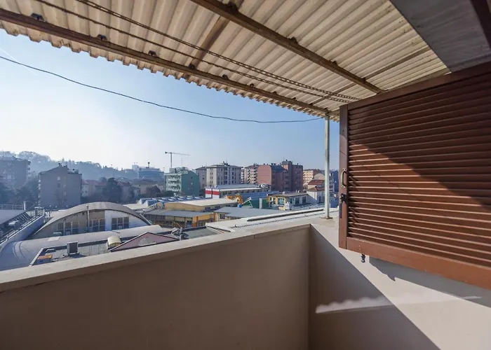 Xenia Apartments - Newly Renovated Flat In Fiera Area